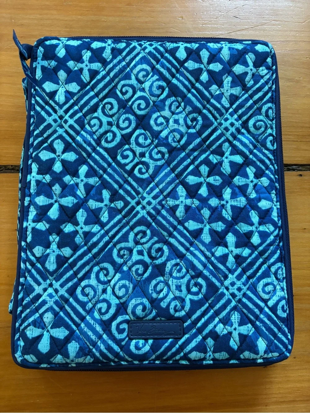 NEW Vera Bradley Tablet Tamer Organizer Cuban Tiles Navy Teal Aquamarine Pattern